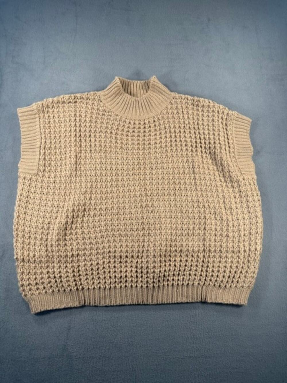 OVERSIZED WAFFLE -KNIT SWEETER VEST PULLOVER ( SIZE S )